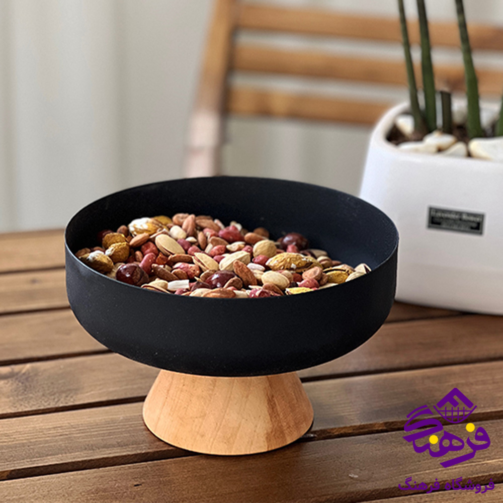 شکلات رایکا پایه چوبی
