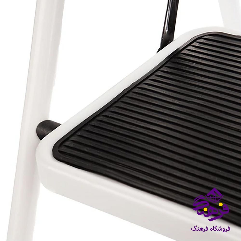 نردبان 4 پله ارتیستون کد 6504