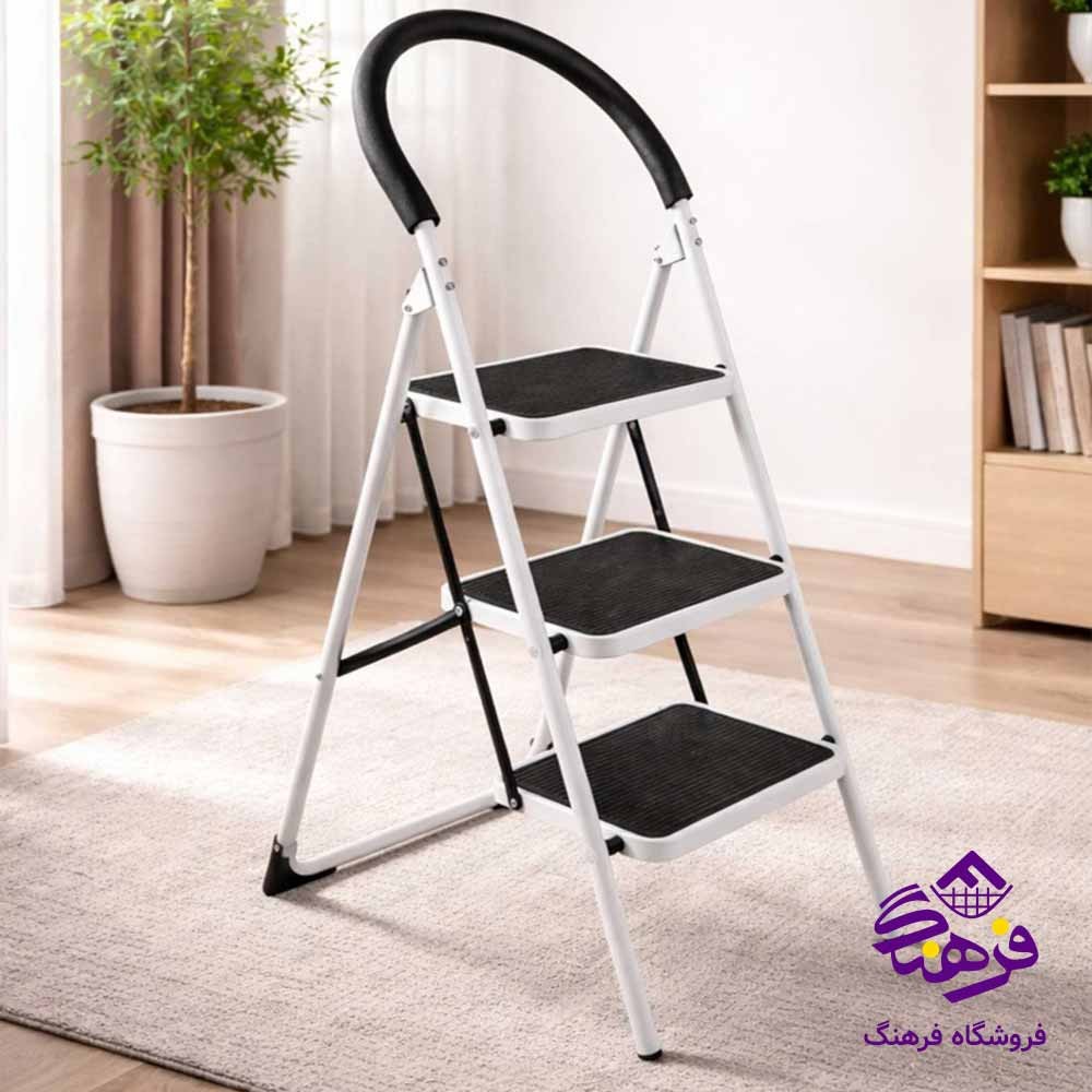 نردبان 3پله پهن منتیا مدل 1303