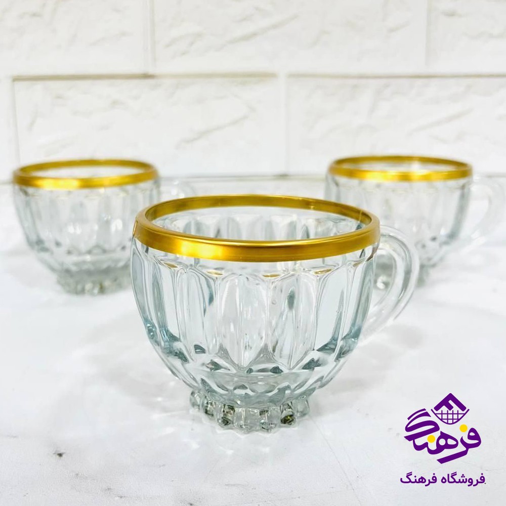 فنجان پراگ نوری تازه مدل لب طلا